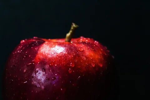 Red apple