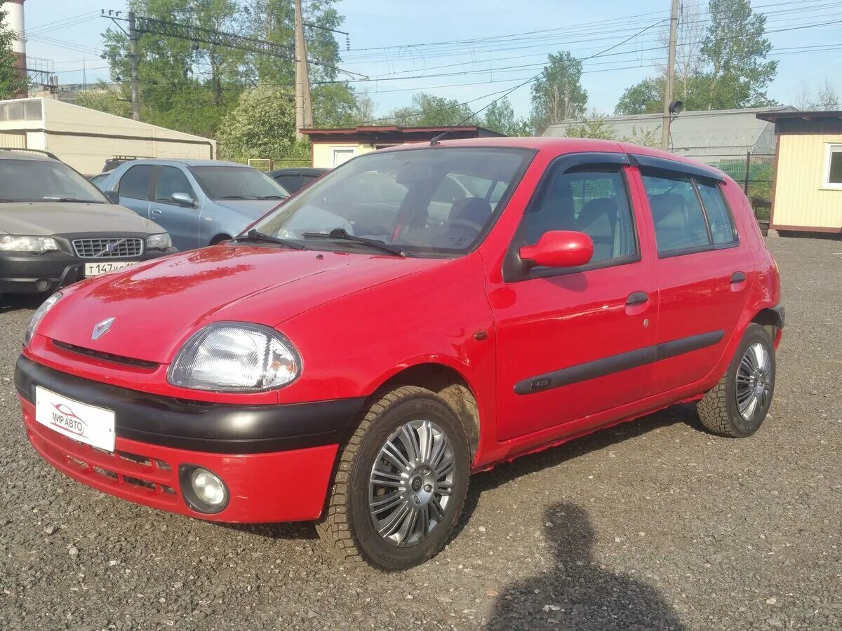 Renault 2000 года. Рено Клио 2000. Renault Clio 2000 1.4. Рено Клио 2000 года. Clio 2 2000.