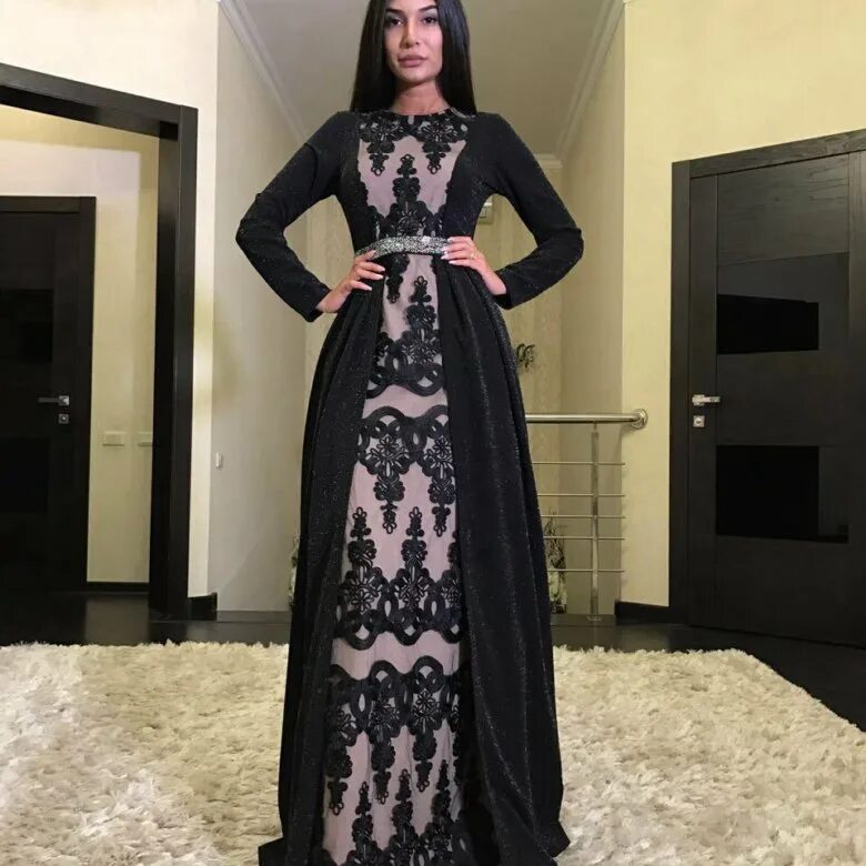 Чеченские платья длинные. Платья чечня. Чеченское национальное платье фирдаус. Абая хиджаб 2021. Медни кадырова мода.