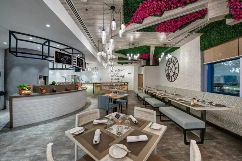 Time oak hotel отзывы. Time oak hotel отзывы. Time oak hotel dubai. Отель time oak hotel & suites. Тайм асма хотел дубай.