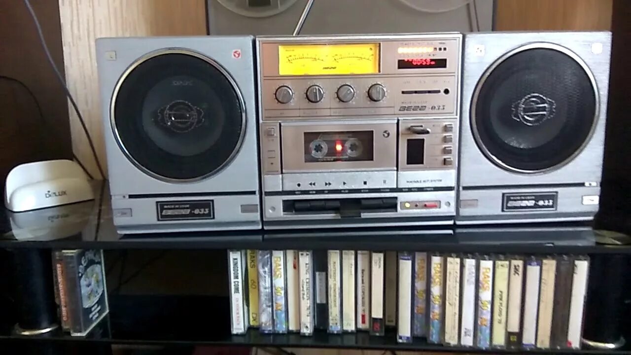 Mp4 vega. Vega 4. стрит файтер 5. Mp4 vega. магнитофон вега рм 235с.