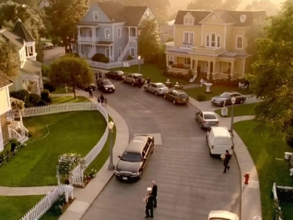 Вистерия лейн. Фервью город сша. Фервью. Фервью город сша. Вистерия лейн отчаянные домохозяйки.