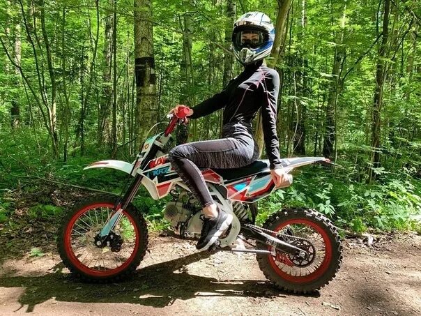 Можно ли кататься на питбайке в 14