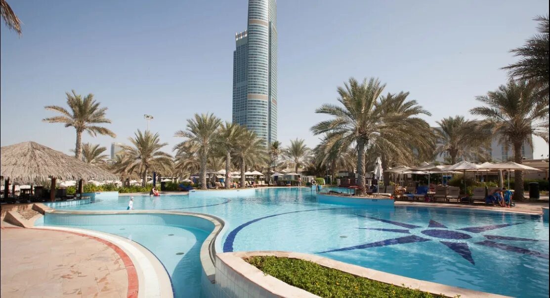 Radisson blu абу даби. Рэдиссон абу даби. рэдиссон абу даби корниш. отель radisson blu resort абу даби. отель radisson blu hotel &amp; resort, abu dhabi corniche в абу-даби.
