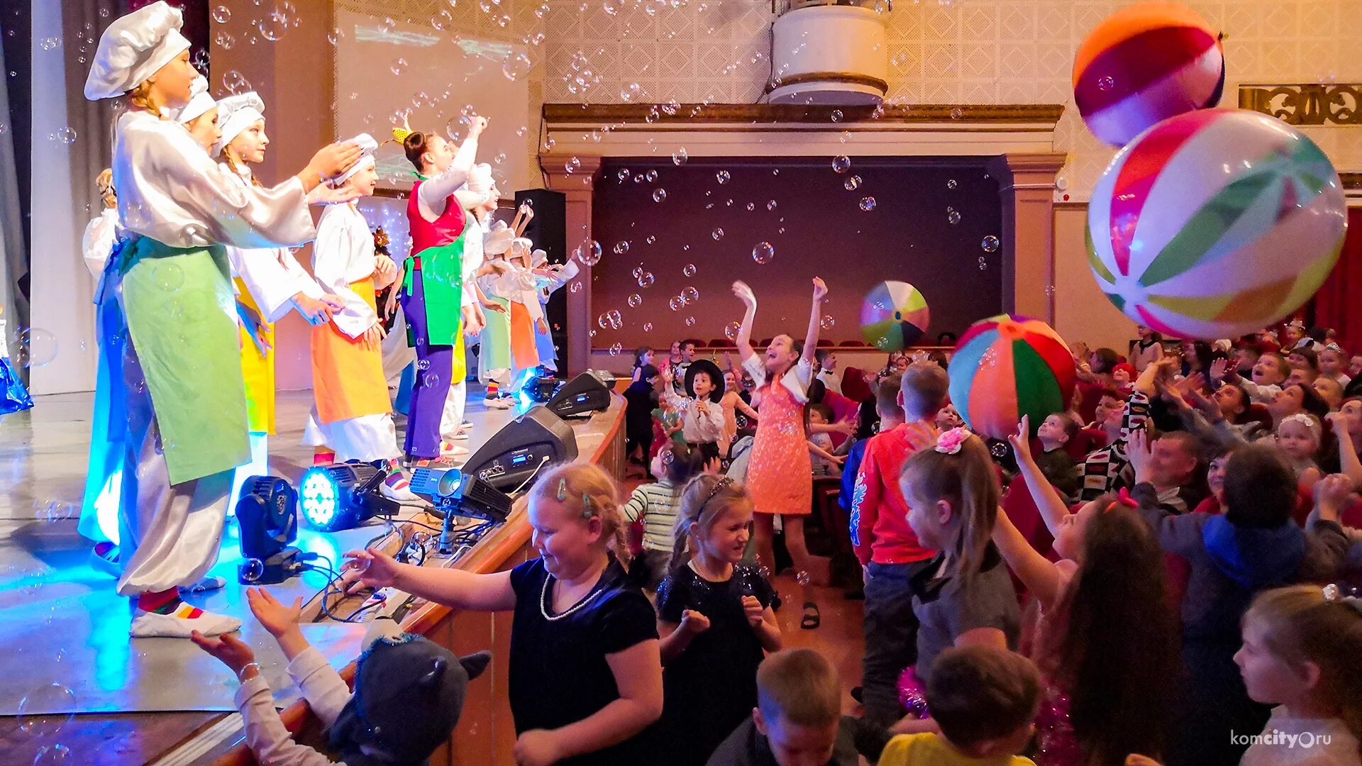 представление в дк железнодорожников