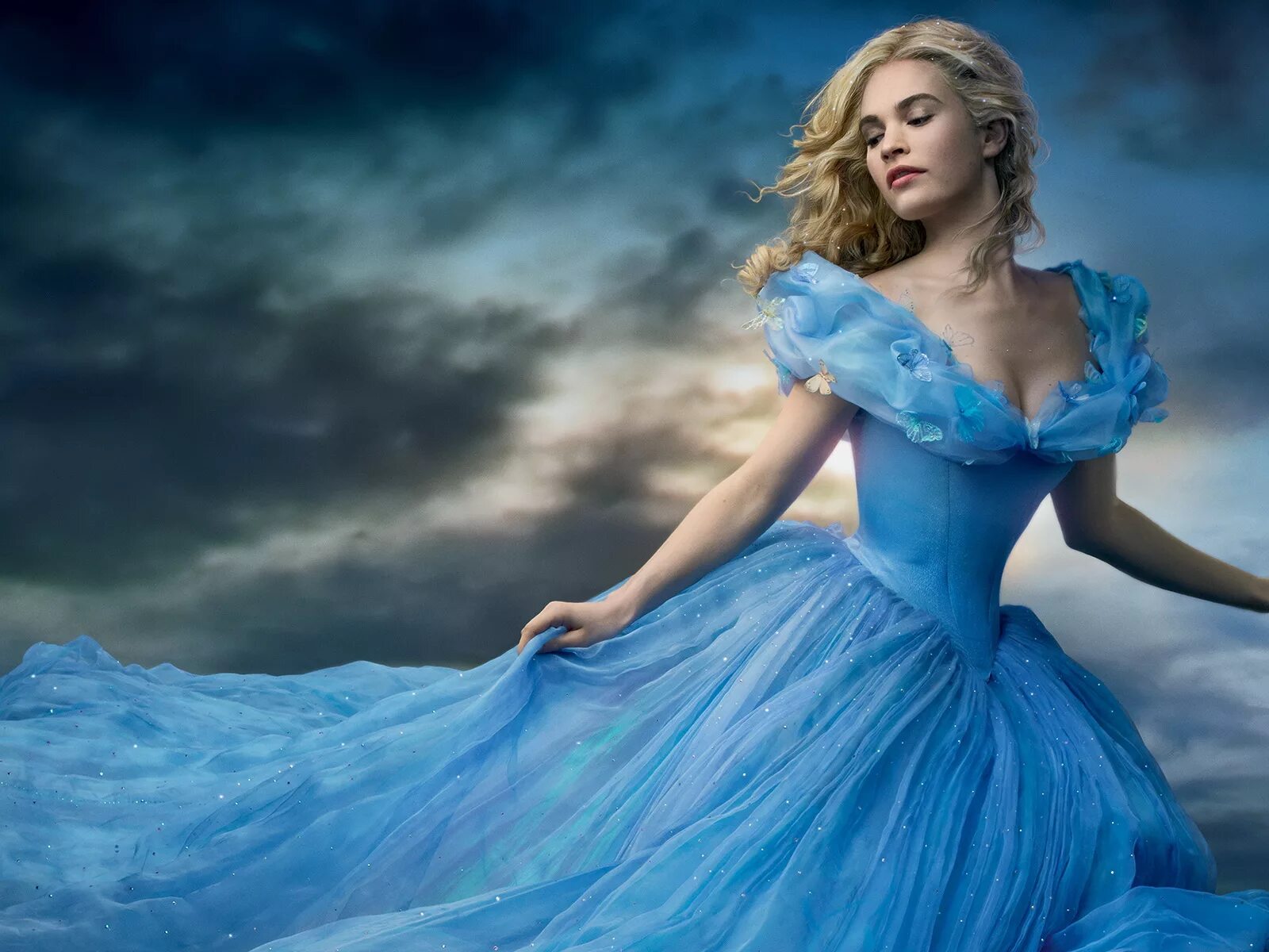 Красивые принцессы. Золушка 2015 Хелена Бонем Картер. Золушка (Cinderella) 2015.