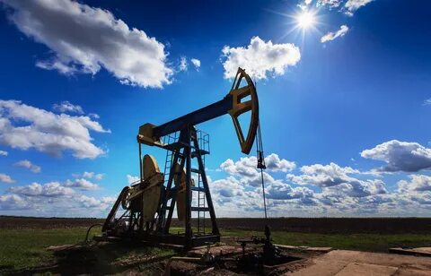 Нефть нефтяная вышка
