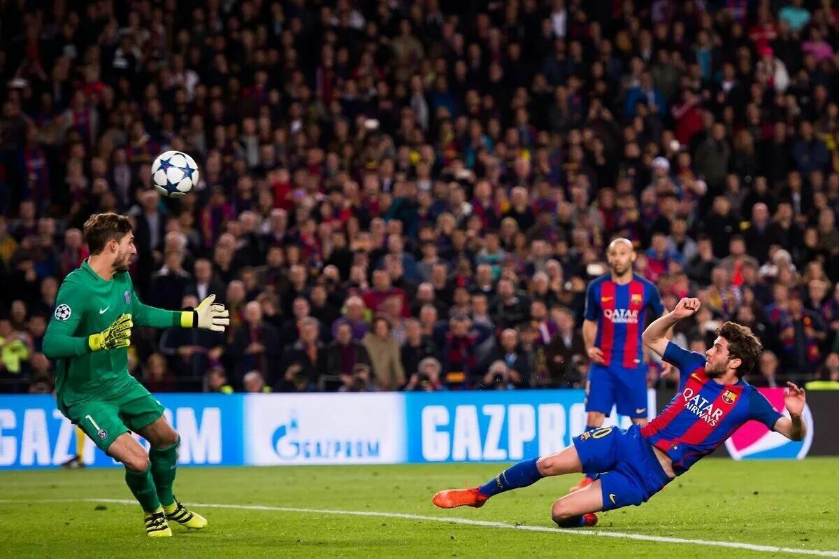 Paris saint germain fc barcelona match. ПСЖ-Барселона 1-6 Серхи Роберто. Ремонтада Барселона ПСЖ. Барселона ПСЖ Серхио Роберто. Камбэк Барселона ПСЖ 6 1.