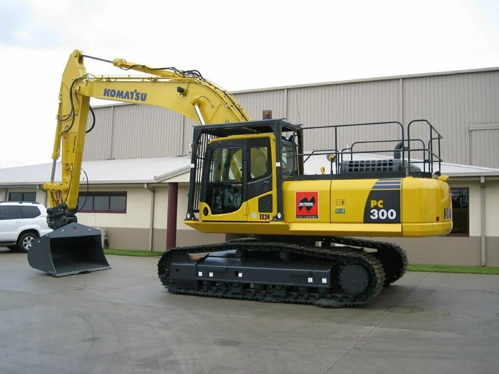 Экскаватор komatsu 300. Экскаватор коматсу 300. Комацу 300 экскаватор вибропогружатель. Экскаватор коматсу pc300. Экскаватор komatsu pc300-8.