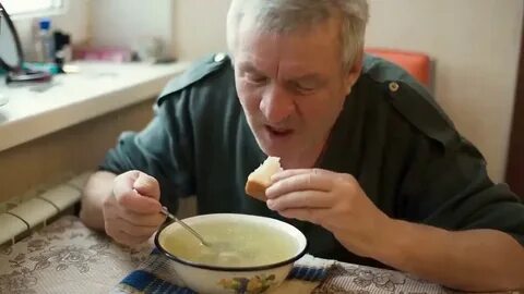 Мало супа ел