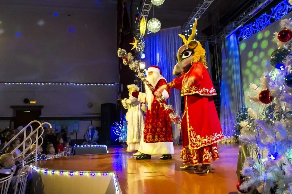 Образцового хореографического ансамбля "жар-птица" малаховка. Дц метеор городец. Дц метеор городец официальный сайт. Директор метеора городец. Ул.