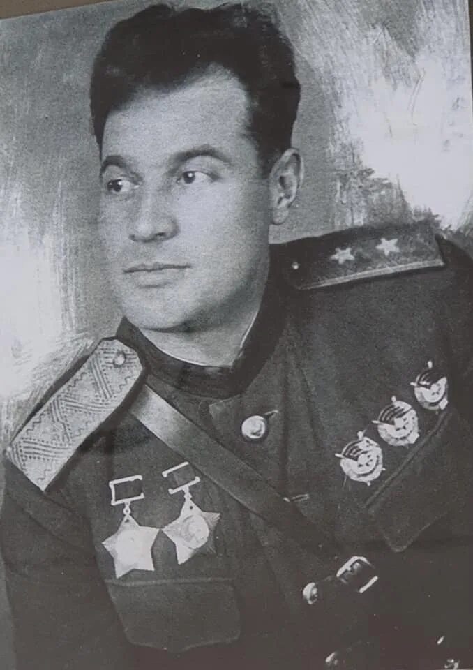 Биография черняховского. Биография черняховского. Черняховский герой советского союза. Биография черняховского. Черняховский командующий 3 белорусским фронтом.