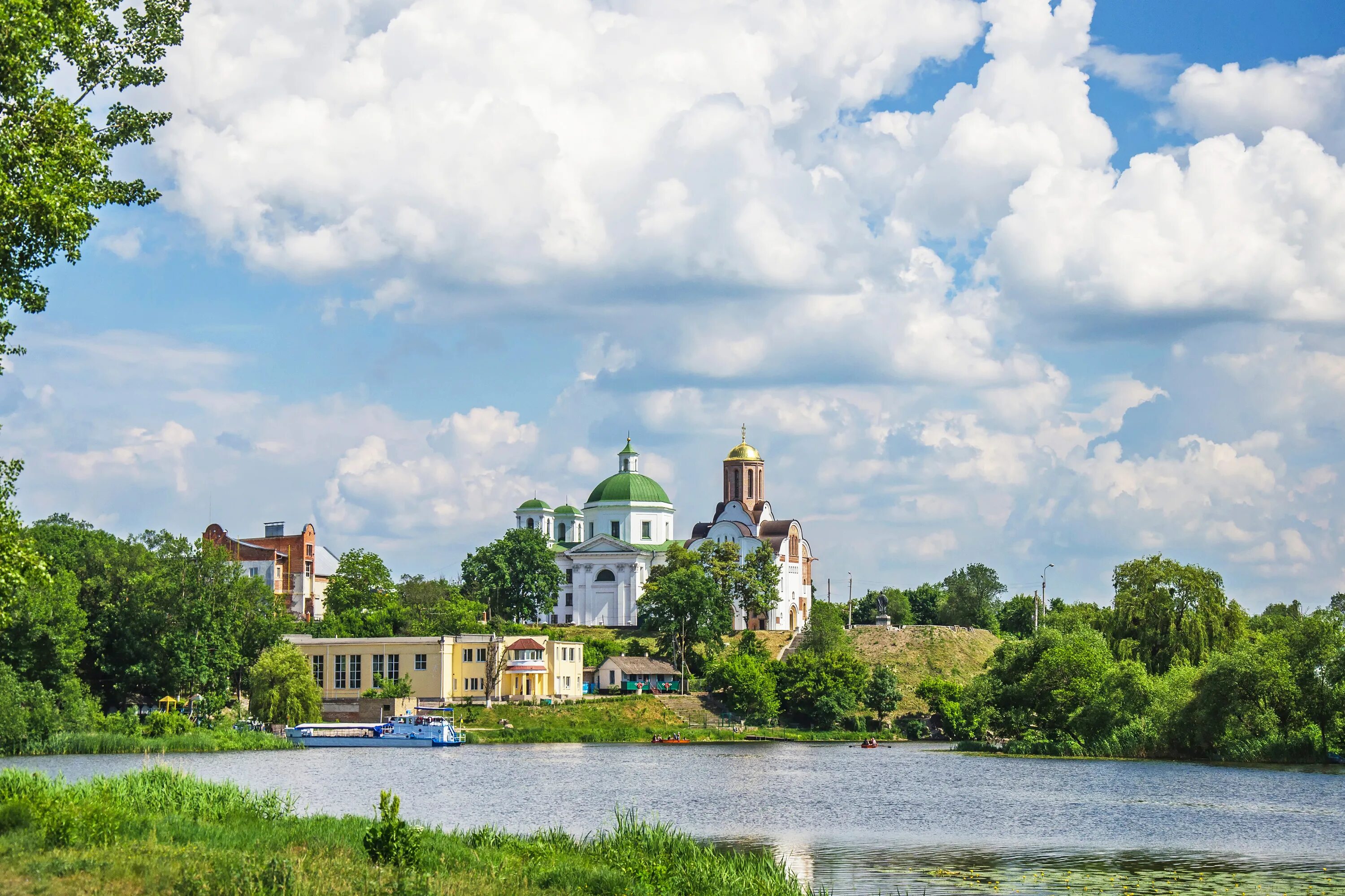 Церкви білої церкви