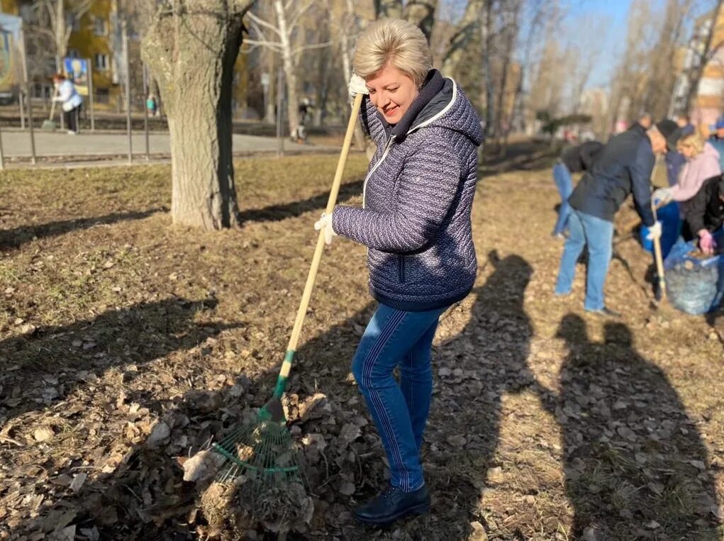 Субботник глава. Субботник глава. 30 апреля субботник. Город мамоново калининградская область фото субботника. Субботник глава.