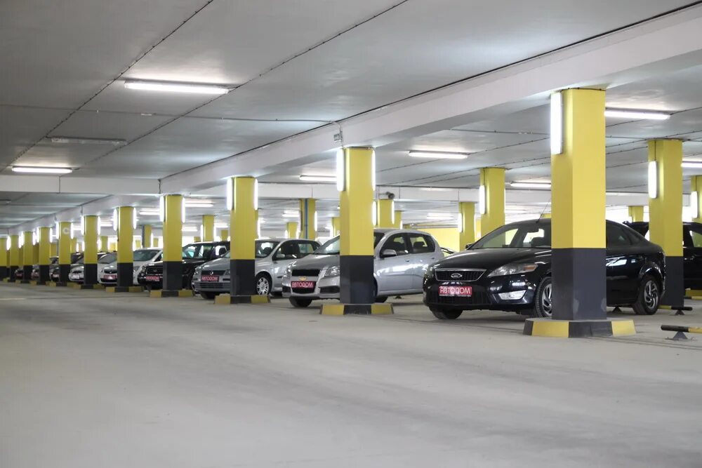 Автохаусы минска авто. Автохаус машины. Автосалон автохаус. Башкирия город туймазы автосалон автохаус продажа машин. Продажа автомашин автохаус.