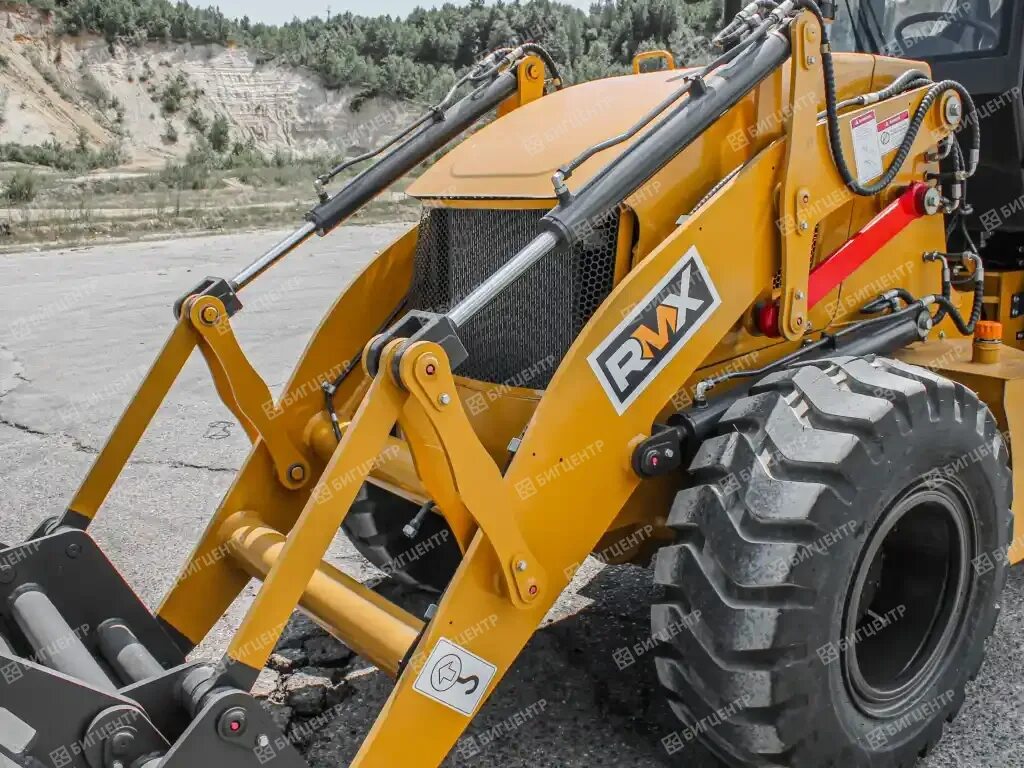 Погрузчик rmx. Runmax экскаватор погрузчик. Экскаватор-погрузчик runmax se440. Jcb 541-70 стрела. Запчасти runmax.
