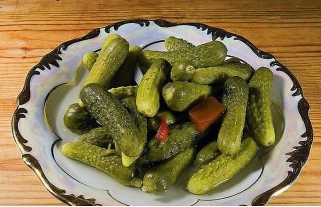 Простой рецепт корнишонов на зиму