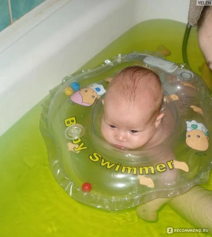 Круг для купания младенцев. Круг для купания новорожденных со скольки месяцев. Круг на шею baby-krug 3d. Купание. Круг для купания новорожденных в ванной.