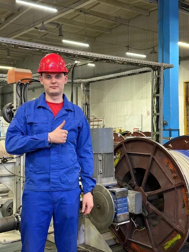 Волочильщик проволоки профессия. Волочильщик проволоки профессия. Волочильщик цветных металлов. Волочильщик проволоки профессия. Работники чмз.