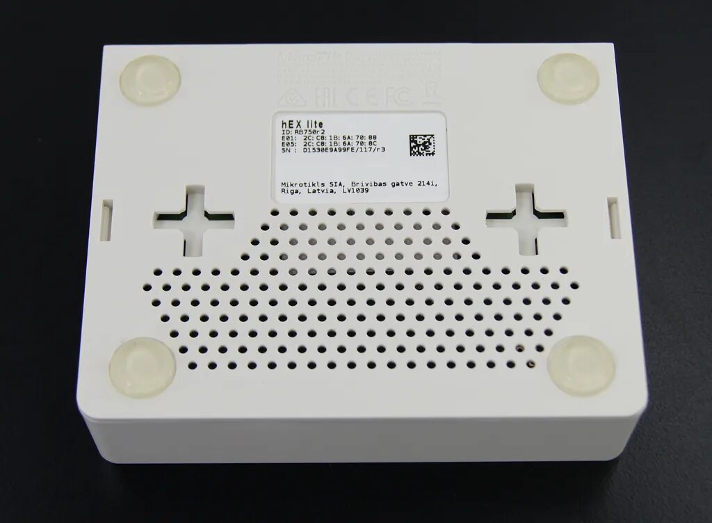 Роутер mikrotik hex. Mikrotik hex rb750gr-2. rb750r2. маршрутизатор mikrotik hex lite. mikrotik hex poe lite rb750upr2.