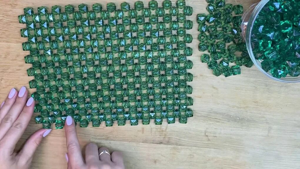 Леска для плетения сумки из бусин. Леска для сумки из бусин. мастер класс плетение сумки из бусин. плетение сумок из бусин для начинающих своими руками.