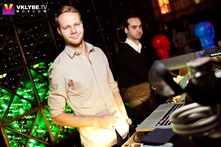 Dj first. диджей ферст курган. диджей ферст. диджей иван орехов. корея dj first.