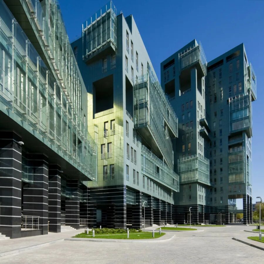 Архитектура современного города. Современные стеклянные здания. Здания сооружения города. Башня эволюция москва сити. О simmetriya небоскреб.