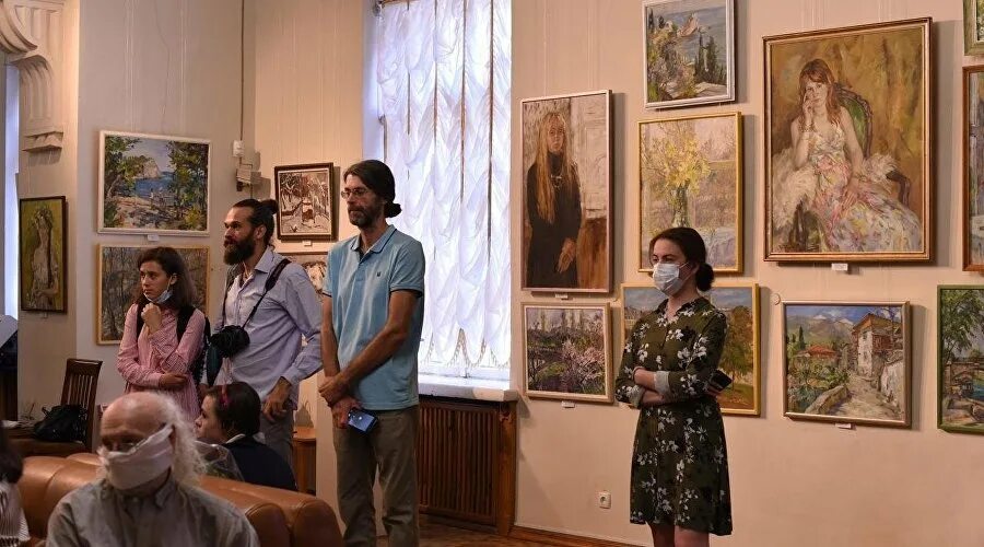 Выставка симферополь. Симферопольский художественный музей. симферопольский художественный музей картины. выставка симферополь от истоков до наших дней.