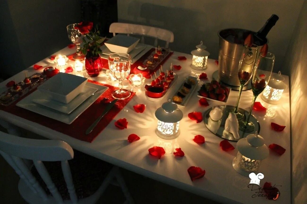 Делаем романтик. Романтический ужин. Романтический ужин для любимого. Романтический ужин на двоих. Столик для романтического ужина.