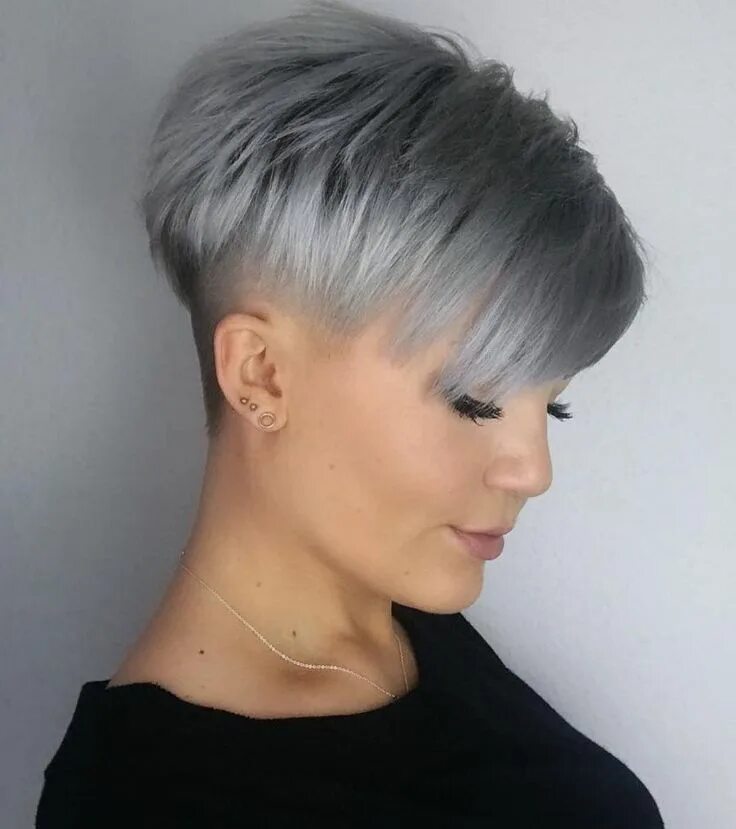 Short hairstyles and hair cuts for women 2019-2020 Short hair styles pixie, Mode