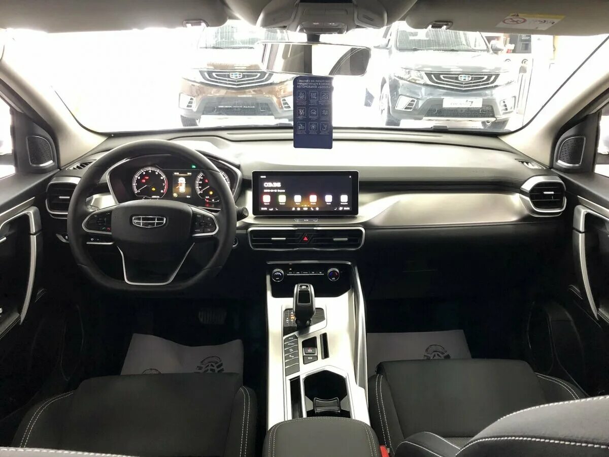 Джили кулрей тест. Geely coolray 2025. geely coolray 2025 салон. geely coolray sx11 2025. джили седан 2025 салон.