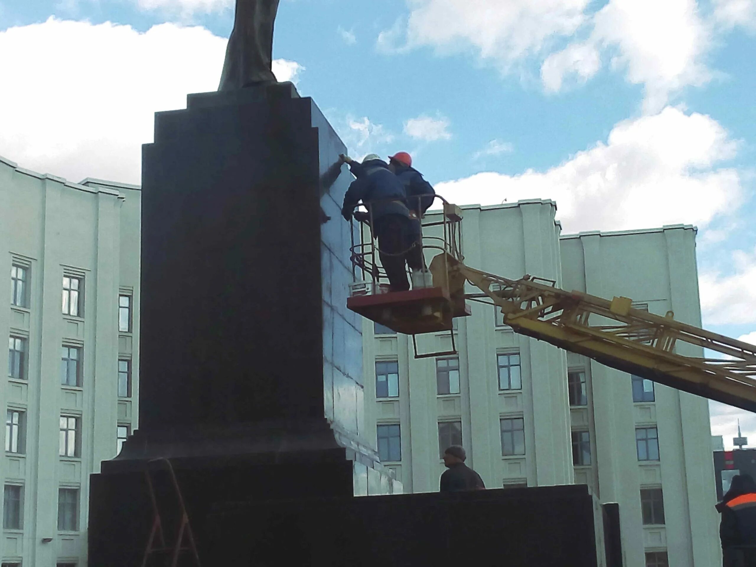 Москва люберцы разрушенный дом. План сносимых деревьев. Новая развязка могилев. Снос космонавтов 47. Снос дачных домов.