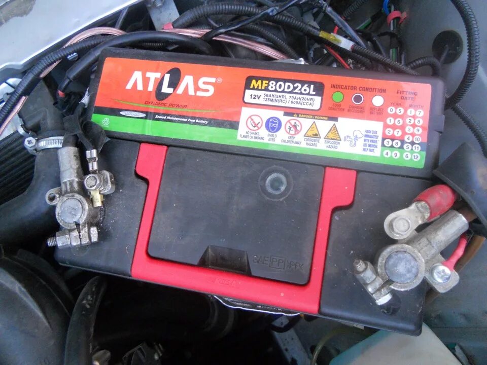 можно ли ставить аккумулятор на ночь. аккумулятор автомобильный ваз 2110. можно ли ставить аккумулятор на ночь. аккумулятор для машины. емкость аккумулятора большая.