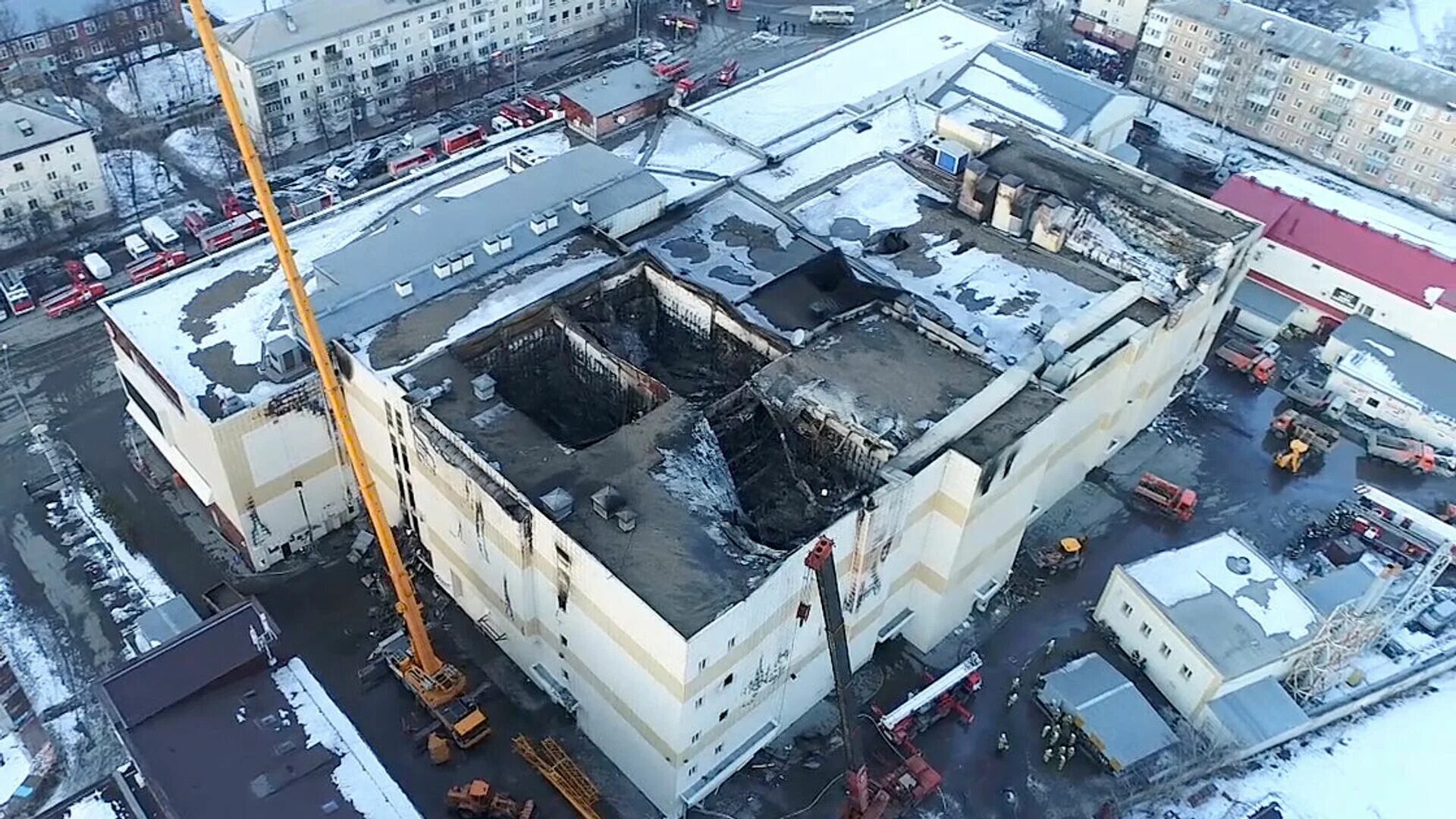 Когда случилась трагедия в зимней вишне. Зимняя вишня Кемерово 2018. ТЦ зимняя вишня Кемерово. Пожар в ТРЦ зимняя вишня в Кемерово. Зимняя вишня ТЦ 2022.