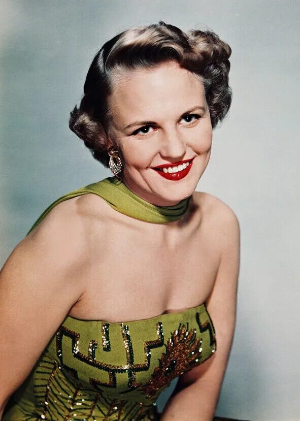 Peggy beauty записи. Пегги ли. певица peggy lee. peggy lee молодая. певица пегги ли джазовая.