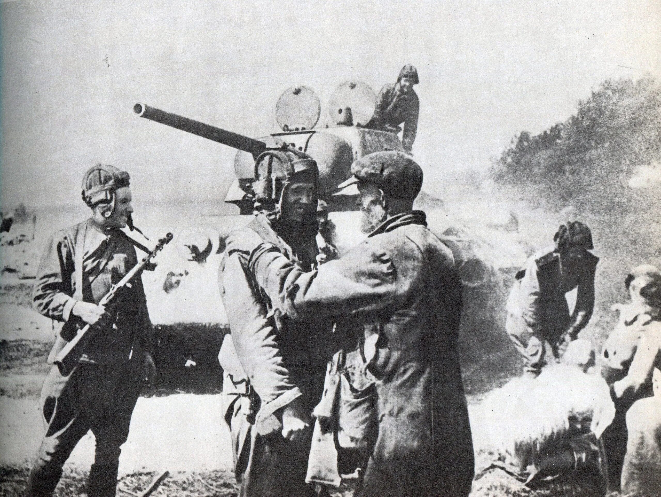 3 августа 1943 г. Операция Румянцев 1943 наступательная операция. Операция полководец Румянцев 1943. Операция полководец Румянцев Курская битва. Харьковская наступательная операция август 1943.