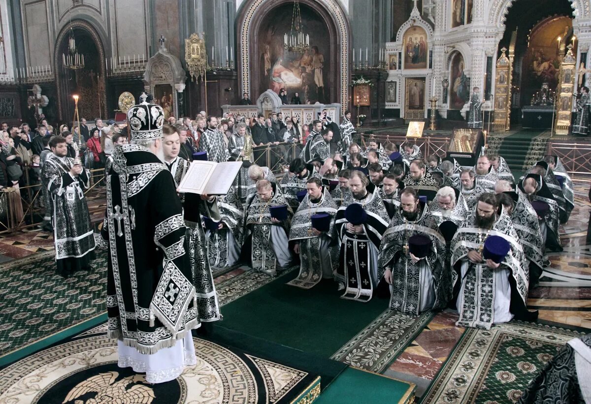 Литургия в великую среду