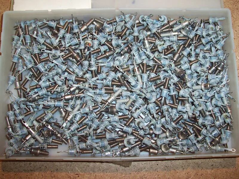 выпрямительные диоды д229. диод д405бп. диод кд 206. диод д233а -60+120. диод д229б производитель.