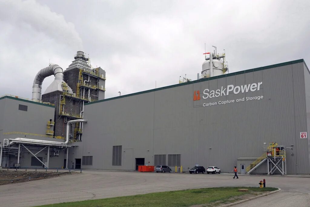 Carbon capture. Carbon capture and storage. carbon capture plant. carbon capture and storage facility. boundary dam power station.