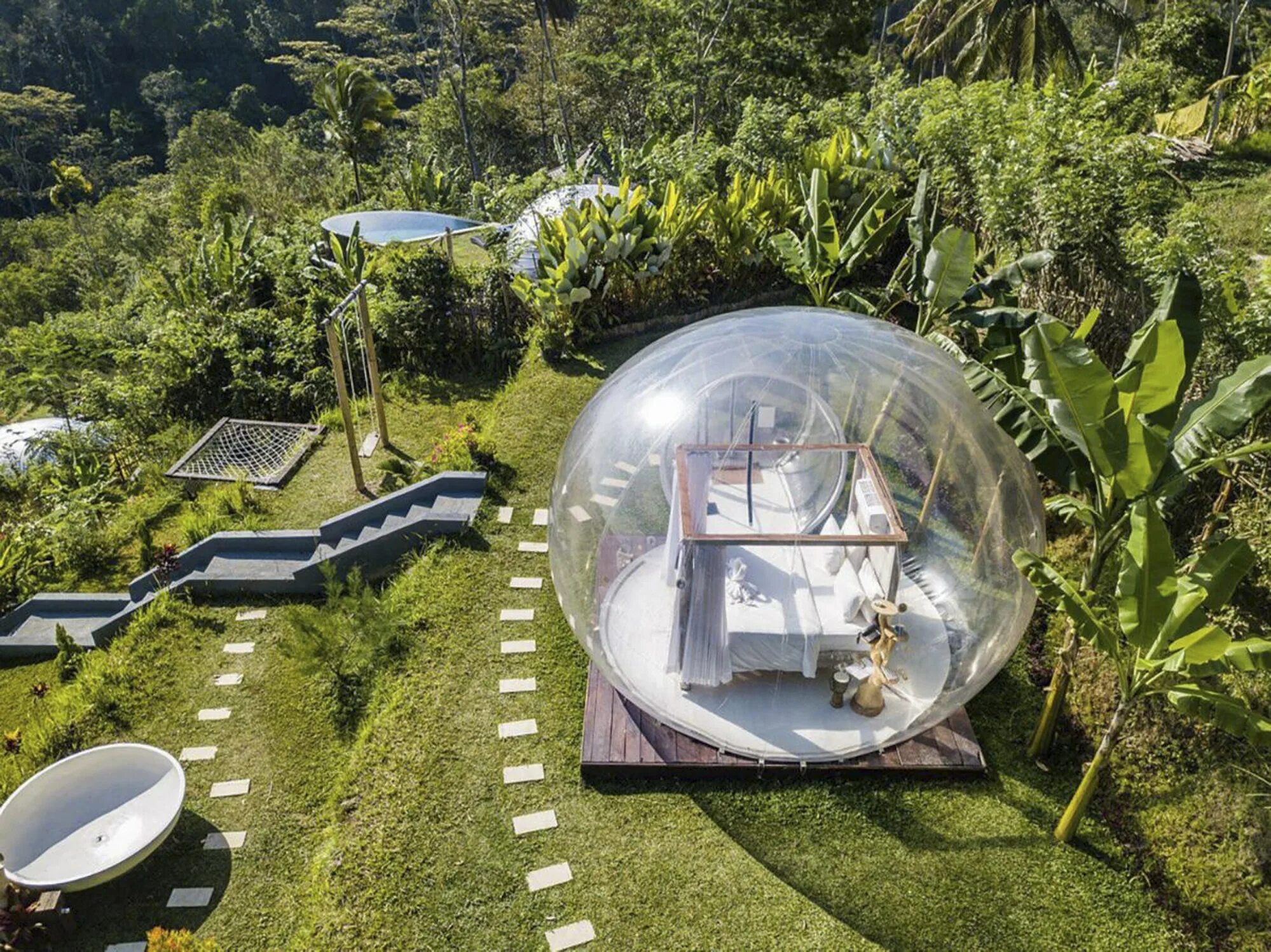 Бабл отель Бали. Глэмпинг Бали. Bubble отели на Бали. Баббл отель на Бали. Bubble hotel