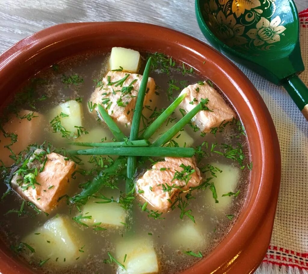 Уха быстро вкусно. Кафе авиньон кунгур. тройная царская уха. суп уха. ха ха.