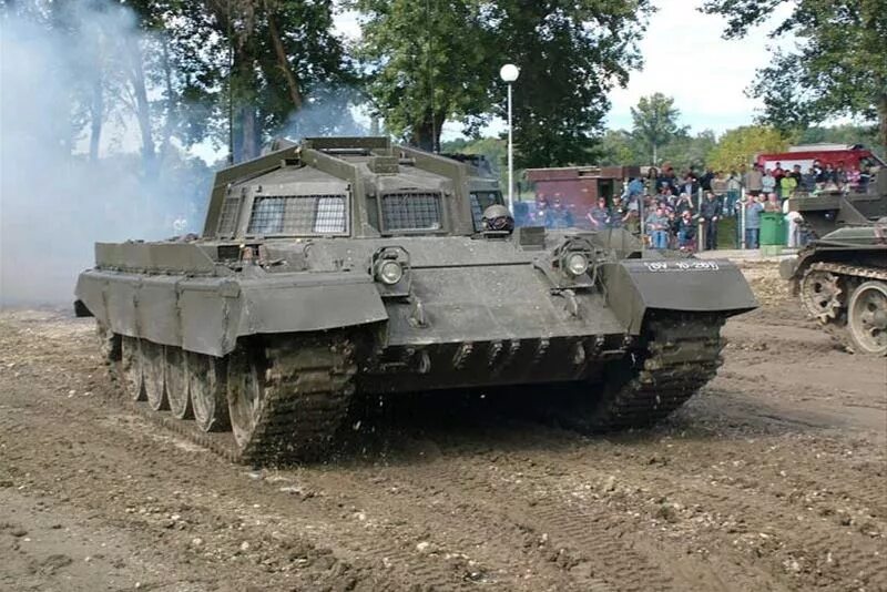 Танков m 55s. M55s танк. M-55s. М-55с танк Словения. Словенский т 55.