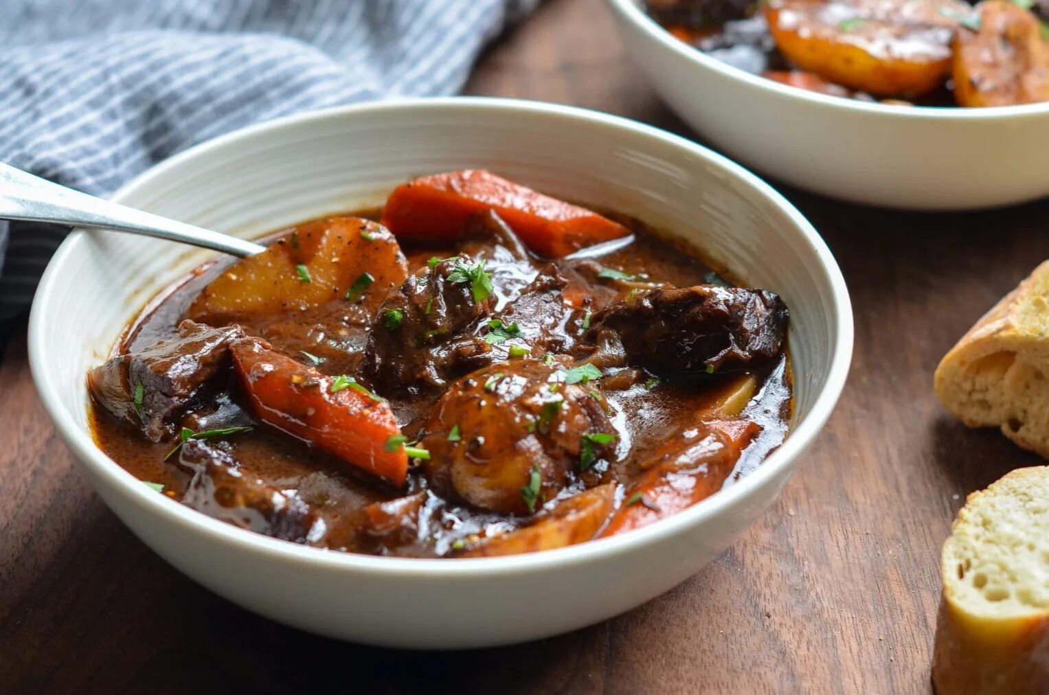 Простой пошаговый рецепт из говядины. Beef Stew. Жаркое Варадо де Франчо. Говядина тушеная с овощами. Жаркое с говядиной.