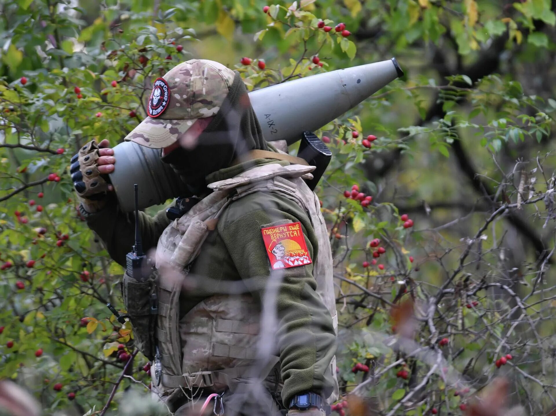 Боец чвк вагнера на украине. Боец ЧВК Вагнер. ЧВК Вагнер Бахмут. Бойцы ЧВК Вагнера в Артемовске.