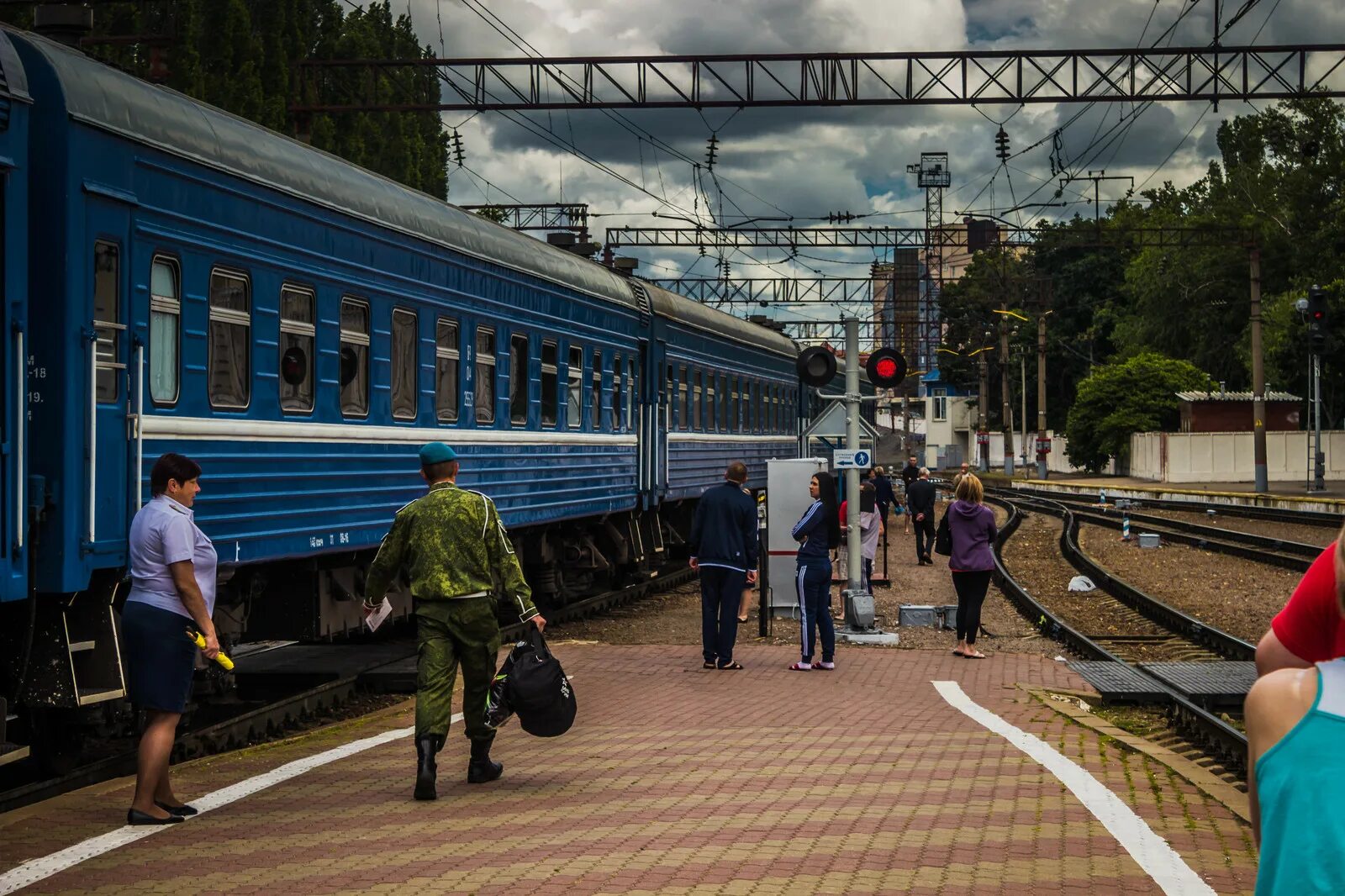 ЖД вокзал Зеленоградск. Зеленоградск вокзал. Северный вокзал поезд. ЖД станция турист.