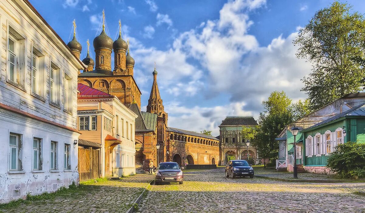 московское подворье. крутицкое патриаршее подворье москва. крутицкое патриаршее подворье москва. крутицкое подворье в москве храм. храмы крутицкого подворья.