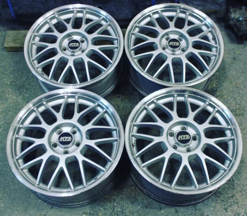 Позитив технолоджис диск в коробке. Реставрация дисков автомобиля. Японские диски r17 crimson. Диски зеленоград. Шиномонтаж зеленоград.