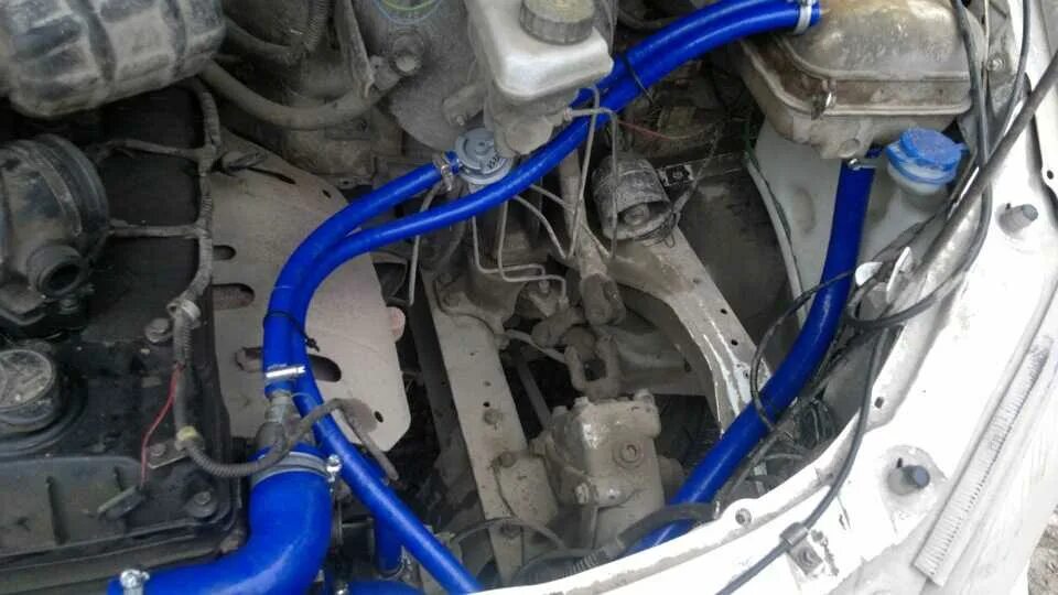 Подогреватель газель некст. Как охладить газель. Патрубки радиатора змз 405. Патрубки печки газ 405. Газель 406 двигатель система охлаждения.