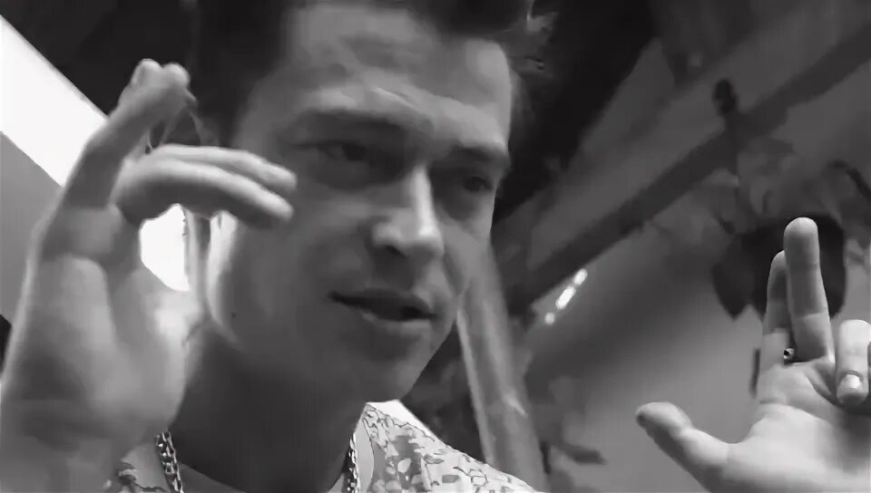 гио пика шаманка. Mei dongsheng шаман картины. кравц гио пика. роуч индейца шамана. гио пика.