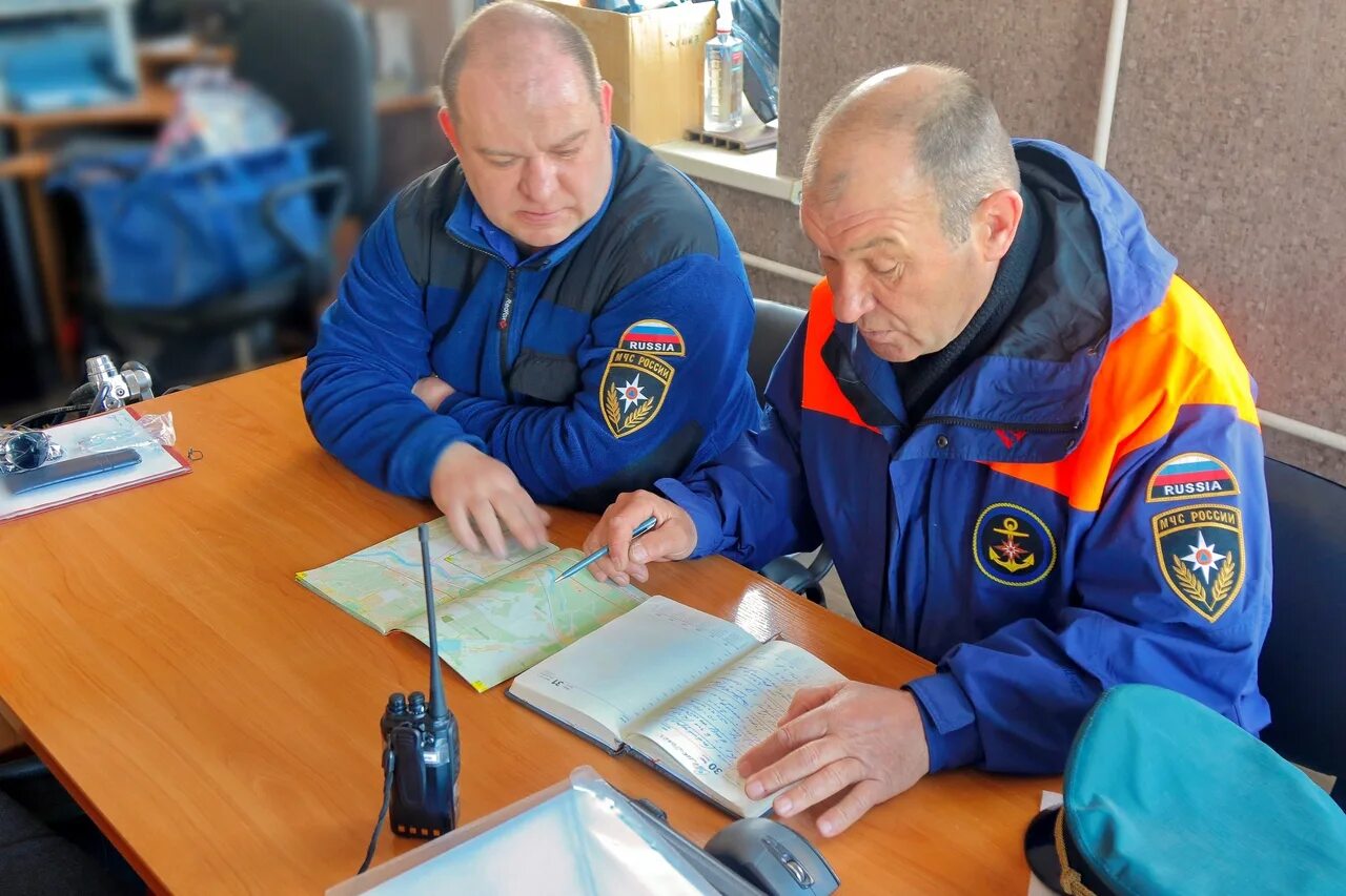 Аварийно-спасательная служба смоленск. Согбу пожарно спасательный центр. Согбу пожарно-спасательный центр смоленск. Открытый урок сотрудника мчс. Согбу пожарно-спасательный центр зарплата спасателей.